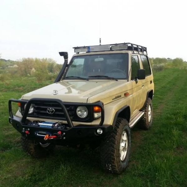 Katuseraam TOYOTA LAND CRUISER HZJ 71 (võrkpõhjaga)