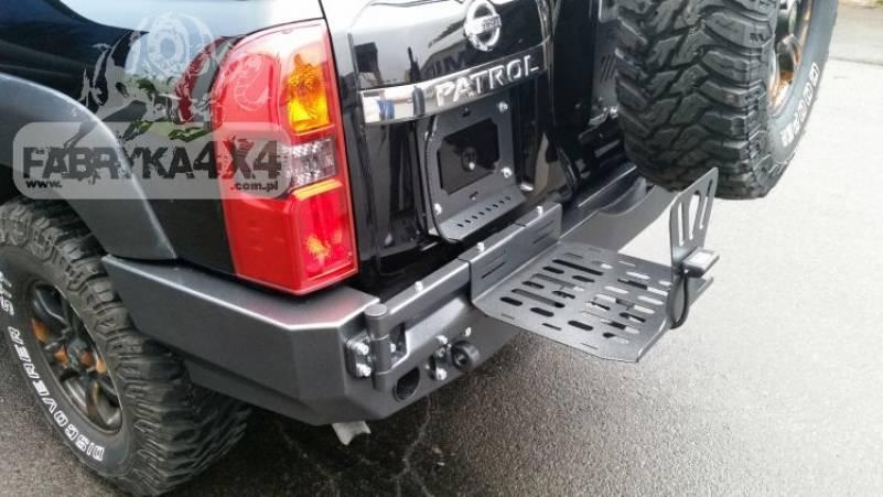 Nissan Patrol GU4 - Fabryka 4x4 plastik kanistrihoidja 30L