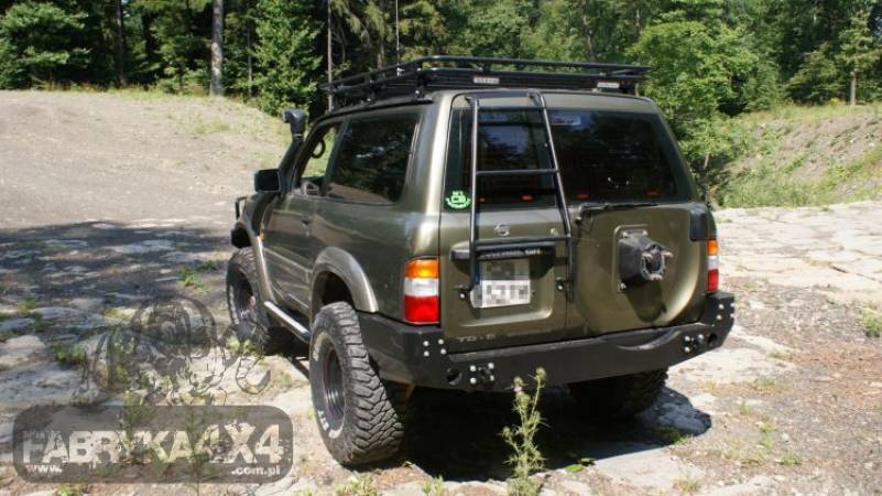 Nissan Patrol Y61 - Fabryka 4x4 metallist tagastange