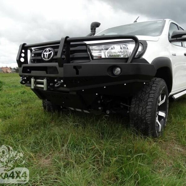 Toyota Hilux REVO 2016- Fabryka 4x4 metallist esistange toruga