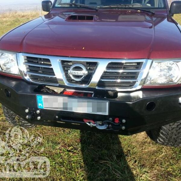 Nissan Patrol Y61 - Fabryka 4x4 metallist esistange
